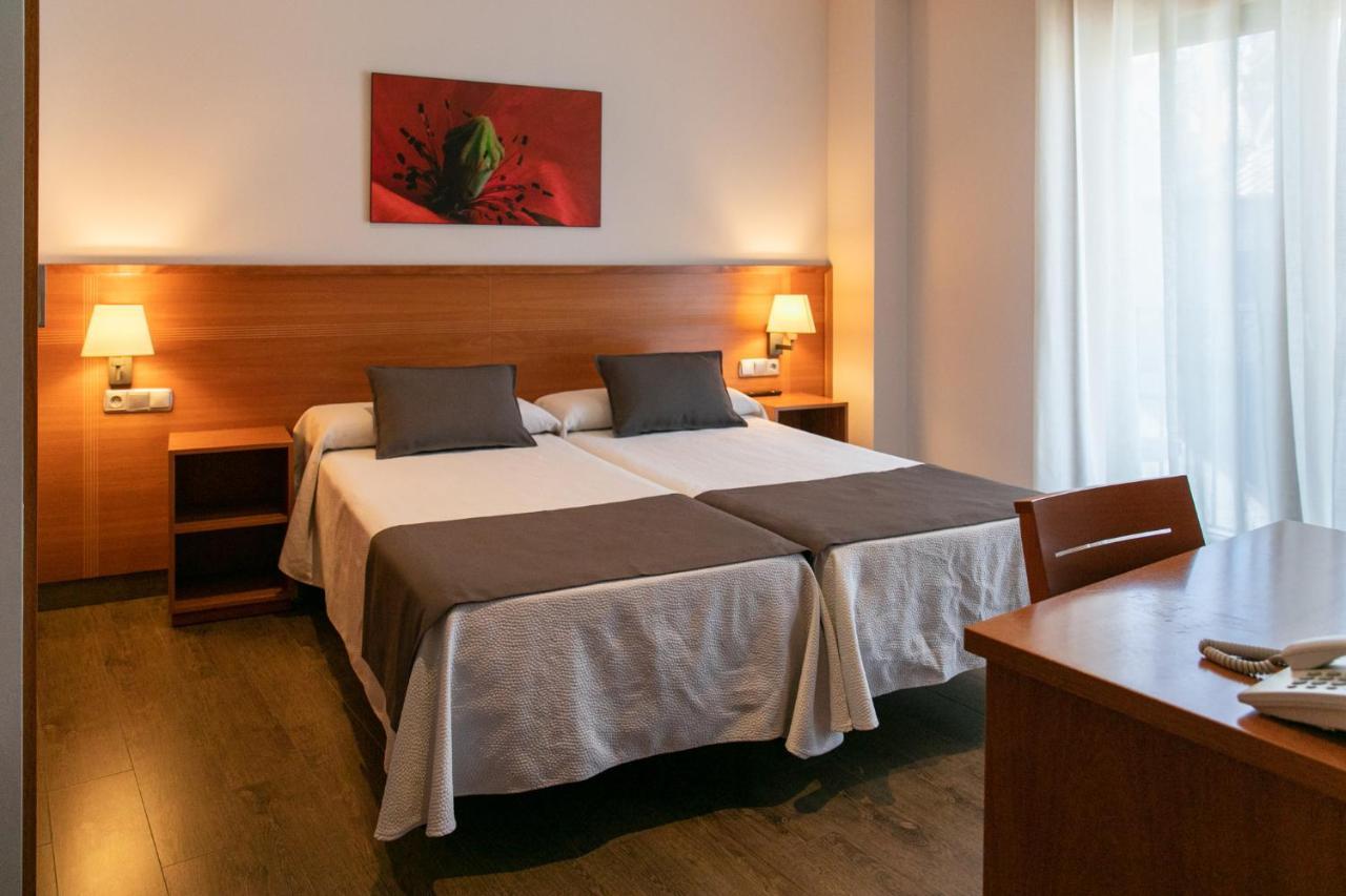 Aparthotel Cal Marcal Puig-reig Exteriör bild