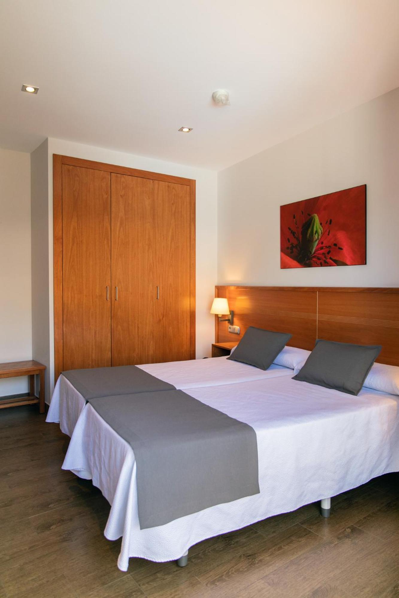 Aparthotel Cal Marcal Puig-reig Exteriör bild